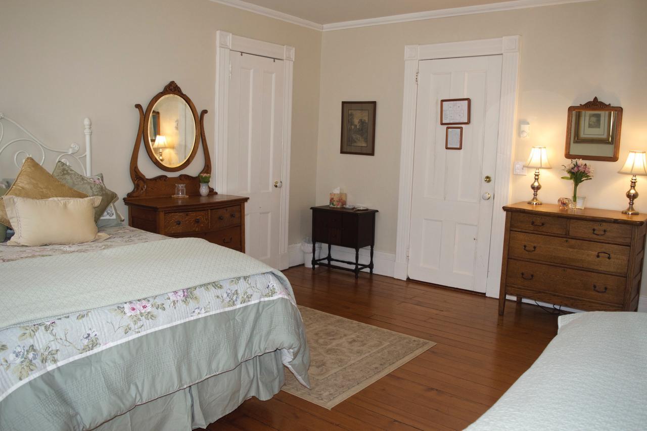Pawling House Bed & Breakfast Exterior photo